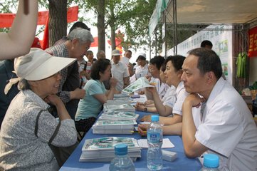 骨密度测量义诊要小心